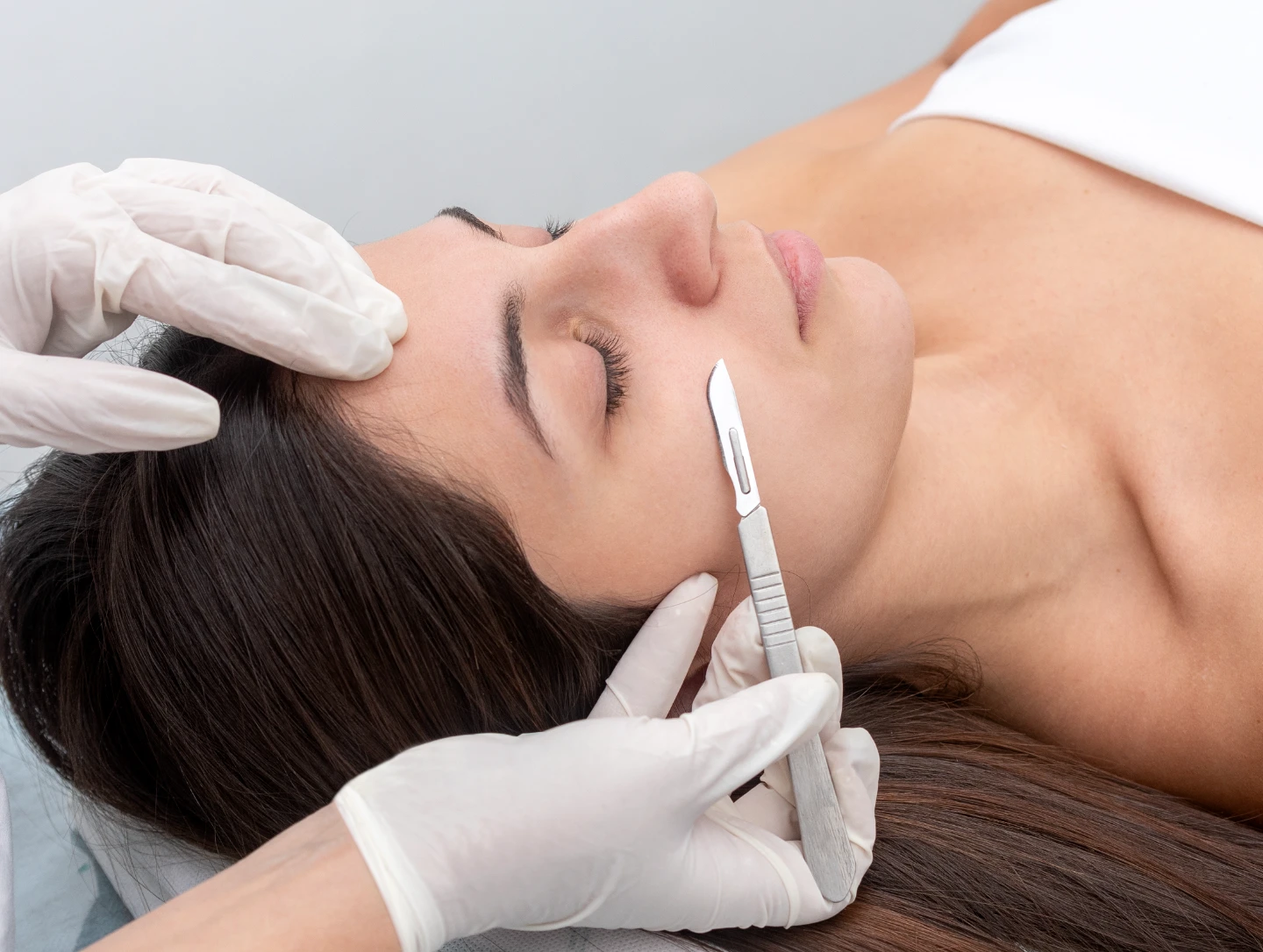 Dermaplaning
